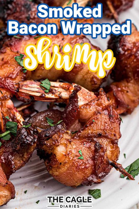 Shrimp Wrapped In Bacon, Bacon Wrap Shrimp Recipes, Bacon Wrapped Cheese, Smoked Shrimp, Food Finger, Barbecue Shrimp, Wrapped Shrimp, Bacon Wrapped Shrimp, Canapes Recipes