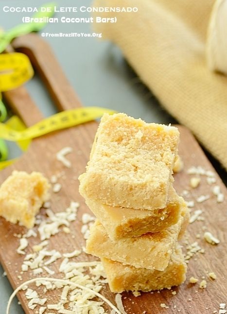 Five-ingredient, Quick, Naturally Gluten-Free, GUILT-FREE Brazilian COCONUT BARS (Cocada de Leite Condensado) -- despite their small-size can satisfy even the most die-hard sweet tooth! Brazilian Sweets, Coconut Bar, Brazilian Desserts, Dessert Book, Brazilian Dishes, Paleo Brownies, Brazilian Recipes, Latin Recipes, Coconut Bars