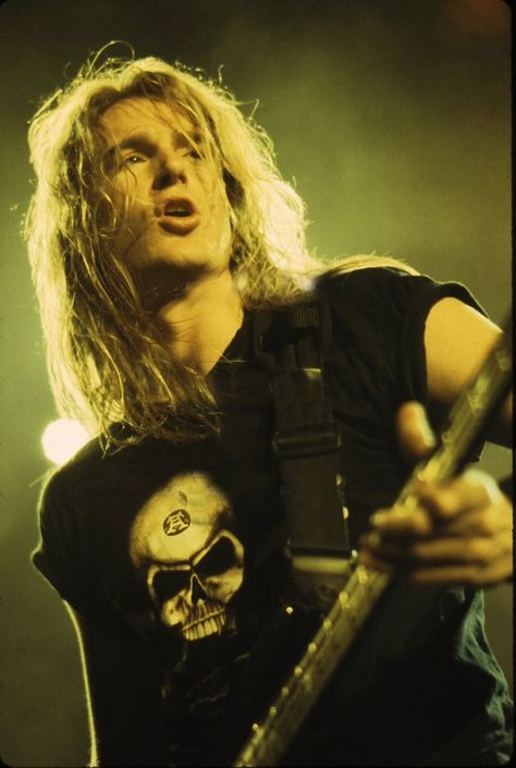 | David Ellefson ♥♥♥ | Metal Music David Ellefson 80s, Ellen Ochoa, Vic Rattlehead, David Ellefson, Bass Players, Dave Mustaine, Famous Musicians, Rock Artists, Rock Of Ages