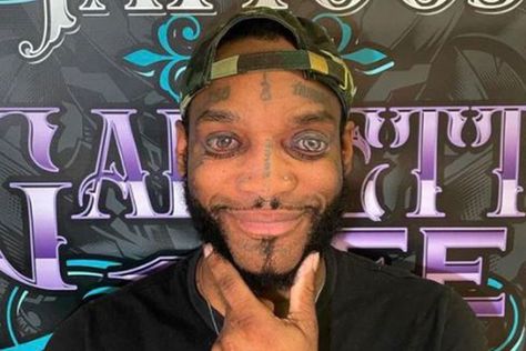 I've got tattoos all over my face but I bet you won’t be able to spot one of them Bet On Me Tattoo, Chin Tattoo, Man With Tattoos, Me Tattoo, Tattoos Gallery, Colored Contacts, Healing Process, Tattoos For Guys, A Man