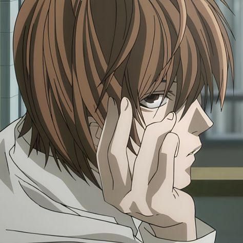 Anime Figurine, Light Icon, Light Yagami, Anime Figurines, L And Light, Face Light, Funny Profile Pictures, Character Design Male, Best Anime Shows