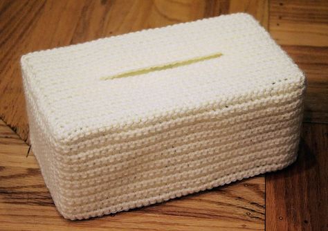 Free Crochet Pattern: Cake Tissue Box Cozy (Chiffon Cake with Fruit Topping) | Twinkie Chan Blog Fruit Topping, Crochet Cake, Kleenex Box Cover, Single Crochet Decrease, Crochet Box, Crochet Cozy, Kleenex Box, Crochet Mandala Pattern, Cozy Crochet