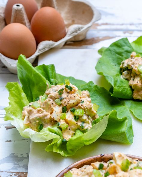 This Healthy Avocado Egg Salad is Protein Rich and Super Yummy | Clean Food Crush Tuna Salad Recipe Healthy, Healthy Avocado, Creamy Potato Salad, Work Lunches, Avocado Egg Salad, Tuna Salad Recipe, Egg Salad Recipe, Cold Salad, Clean Food Crush