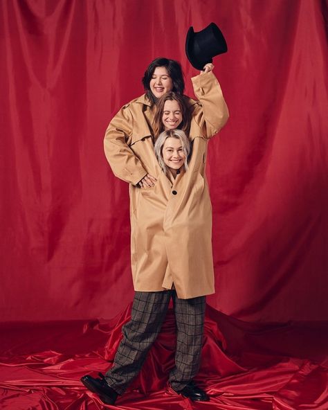 boygenius bust magazine photoshoot (hd) julien baker lucy dacus phoebe bridgers Triple Dog Dare, Julian Baker, Lucy Dacus, Boy Genius, Julien Baker, Smart Men, Phoebe Bridgers, 3 Boys, Concert Series