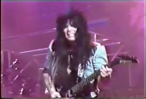 Vince Neil Gif, Shout At The Devil, Mick Mars, Vince Neil, Bless The Child, Motley Crüe, Nikki Sixx, Heavy Metal Music, Motley Crue