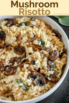 Mushroom Sage Risotto, Sage Risotto Recipes, Rissoto Recipes Easy Mushroom, Risotto Recipes Mushroom, Risotto Dinner, Brown Butter Sage, Risotto Recipes Easy, Best Risotto, Risotto Dishes