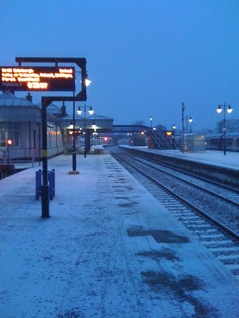 Stirling train station - Winter Snowy Train Aesthetic, Train In Winter Aesthetic, Train Winter Aesthetic, Russian Train Station, Train Aesthetic Winter, Station Aesthetic Train, Snowy Train Station, City Train Station, Liminal Train Station