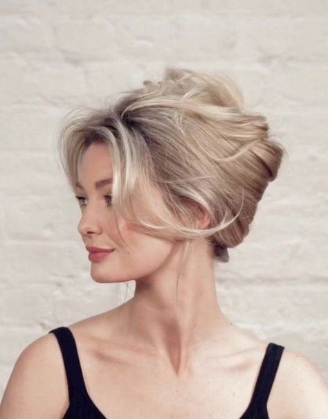 Hairstyles 80s Hair And Makeup, Vintage Updo, 60s Hair, Classic Updo, Bridal Hair Buns, Vintage Wedding Hair, Work Hairstyles, Chic Hairstyles, Wedding Hairstyles Updo