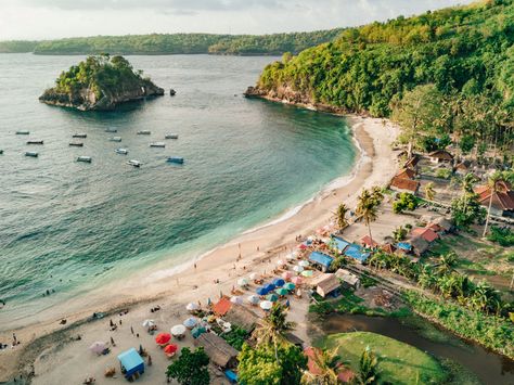 Bali Packing List, Bali Baby, Crystal Bay, Beach Cove, Nusa Penida, Adventure Guide, Adventure Vacation, Beach Shack, Bali Travel