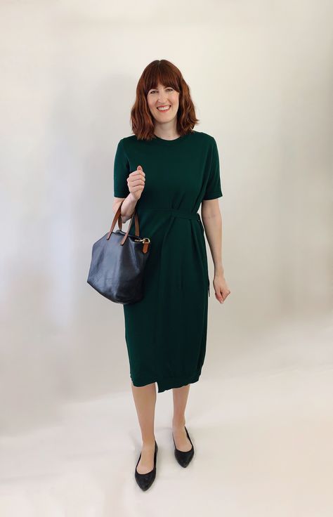 Emerald green dress outfit ideas Emerald Green Dress Outfit, Green Dress Outfit Ideas, Fall Office Outfits, Green Dress Outfit, Emerald Green Dress, Interesting Outfits, Emerald Green Dresses, Minimalist Dresses, Miss Dress