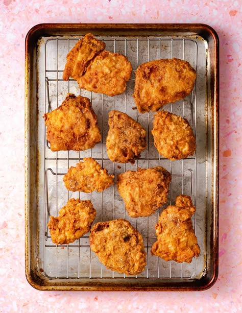 Sous Vide Fried Chicken, Sous Vide Chicken Thighs, Sous Vide Recipes Chicken, Reheat Fried Chicken, Good Fried Chicken, Sous Vide Chicken, Cooking Magazine, Making Fried Chicken, Buttermilk Chicken