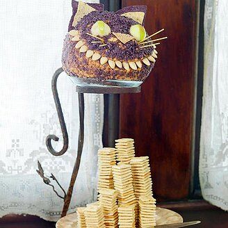 Cheshire Cat Cheese Ball Shaving Cream Easter Eggs, Cheese Ball Recipe, Cleaning Wood Floors, Halloween Appetizers, Cheese Ball Recipes, Party Dips, Blanched Almonds, Fall Treats, Cheese Crackers