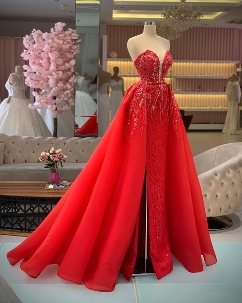 Red on you ✨ FLURIMI FASHION ................................................... #fashionblogger #styleinfluencer #stylemeafrica… Red Mermaid Prom Dress, Tulle Neckline, Red Mermaid, Detachable Skirt, Formal Prom Dress, Luxurious Dresses, Strapless Prom Dresses, Glamour Dress, Prom Outfits