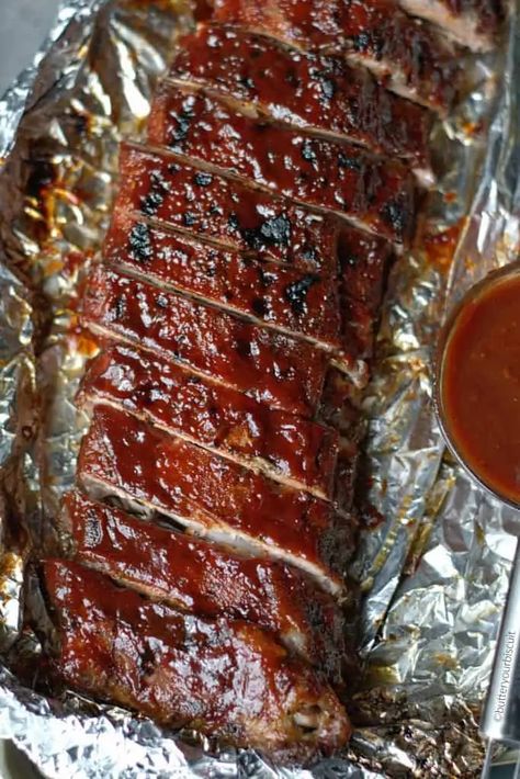 Baked Ribs Recipe, Pork Loin Ribs, Baked Bbq Ribs, Ribs In Oven, Oven Baked Ribs, Sommer Mad, Baked Ribs, Pork Rib Recipes, Easy Bbq