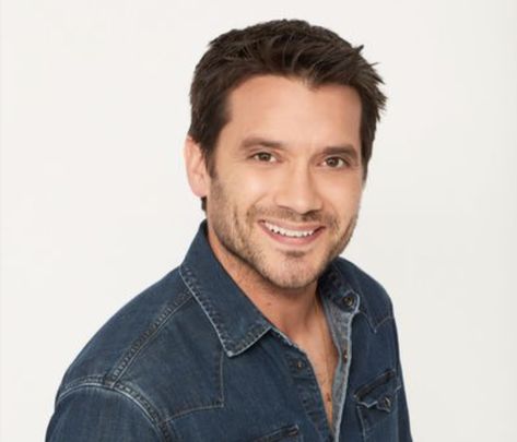 General Hospital Spoilers: Is There More To Come From Dominic Zamprogna? Dominic Zamprogna, General Hospital Spoilers, Steve Burton, Soap Opera Stars, Small Town Romance, Abc Tv, Beating Heart, More To Come, General Hospital