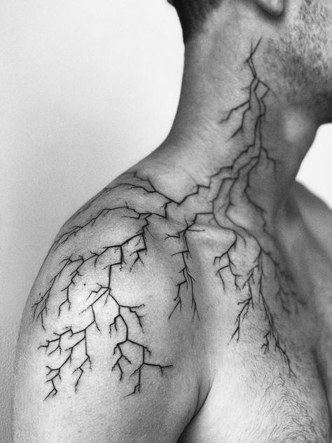 Lighting Neck Tattoo, Lightning Neck Tattoo, Lightning Tattoo Men, Lightning Tattoo Shoulder, Candy Skull Tattoo For Men, Vein Tattoos, Lightning Strike Tattoo, Signs Of Growth, Scars Tattoo