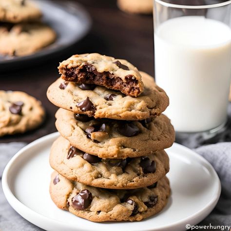 Mouthwatering oil-free vegan chocolate chip cookies! Grain-free & vegan, they are crunchy at the edges & soft at the center. YUM! Vegan Oil Free, Low Cal Dessert, Chocolate Chip Cookies Ingredients, Vegan Cookie, Cookie Brownie Recipe, Baking With Almond Flour, Vegan Chocolate Chip Cookies, Oil Free Vegan, Vegan Chocolate Chip