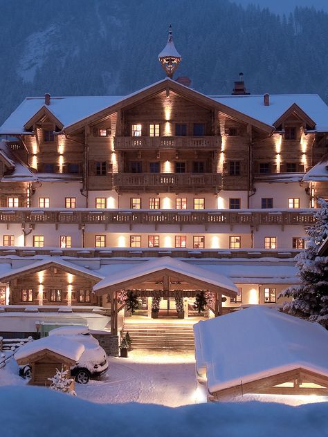 Grossarler Hof, Luxury Hotel in Grossarl, Austria | Small Luxury Hotels of the World Luxury Ski Lodge, Hotel Project Architecture, Alpine Hotel, Austrian Cuisine, Alpine Lodge, Ski Hotel, Mountain Hotel, Luxury Ski Chalet, Luxury Hotel Room