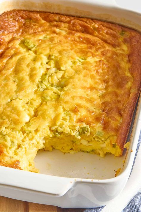 Green Chili Egg Casserole Recipe (Quick and Easy) - All Things Mamma Chili Egg Casserole, Green Chili Egg Casserole, Green Chili Casserole, Chili Relleno Casserole, Chili Casserole, Overnight Breakfast Casserole, Hearty Comfort Food, Egg Casserole Recipes, Quick Easy Desserts