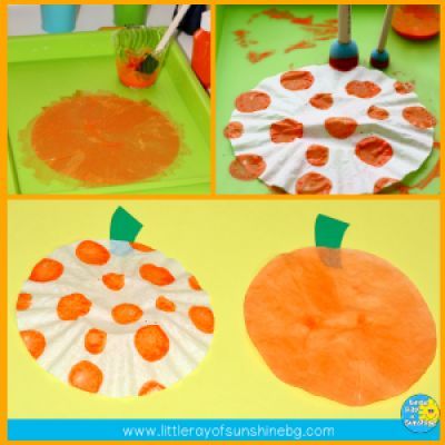 Pumpkin fun with coffee filter painted pumpkins Pumpkin Activities For Preschool, Halloween Activities Preschool, Pumpkin Activities, Harvest Party, Activities For Preschool, Daycare Crafts, Crafty Mama, Fall Crafts For Kids, Ray Of Sunshine