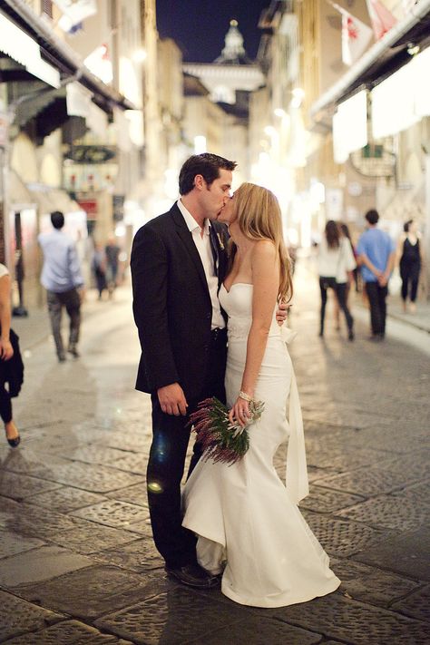 Bride (in Nicole Miller "Dakota" wedding dress) & groom - They look like Ryan Reynolds and Blake Lively! Ryan Reynolds Wedding, Blake Lively Wedding Dress, Blake Lively Wedding, Ryan Reynolds And Blake Lively, Italian Elopement, Blake Lovely, Blake Lively Ryan Reynolds, Blake And Ryan, Destination Wedding Italy