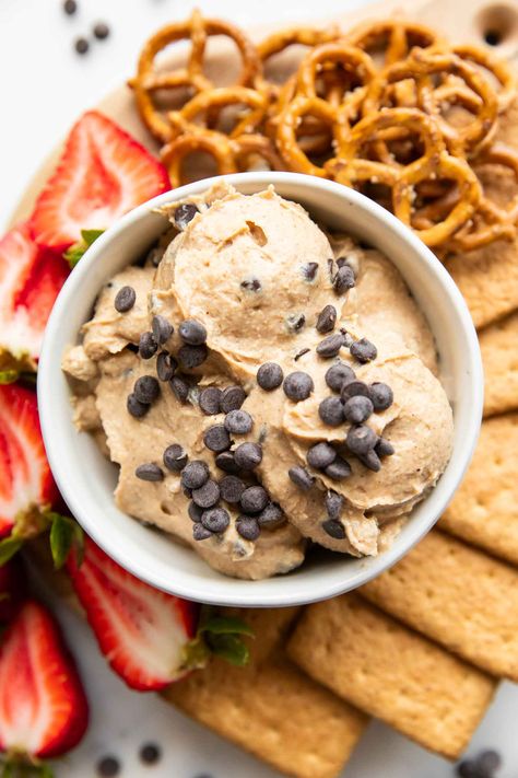 Cookie Dough Dip Cookie Dough Dip Healthy, Cookie Dough Dip Recipe, Homemade Cookie Dough, Easy No Bake Cookies, Edible Cookie Dough Recipe, Chocolate Chia Seed Pudding, Gluten Free Dessert, No Bake Cookie Dough, Protein Cookie Dough