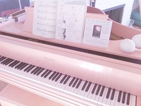 Pink Piano Piano Room Decor, Piano Pictures, Pink Piano, Pink Nature, Taehyung Abs, Art Journal Therapy, Pastel Pink Aesthetic, Princess Aesthetic, Everything Pink