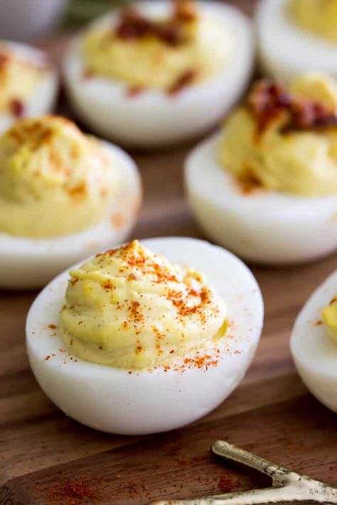 Sugar Spun Run, Devilled Eggs Recipe Best, Devilled Eggs, Best Deviled Eggs, Bacon Deviled Eggs, Deviled Eggs Classic, Cake Mug, Pavlova Recipe, Deviled Eggs Recipe