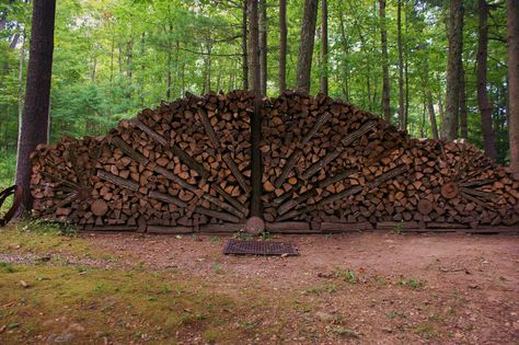 Unique wood pile, peacock style | Flickr - Photo Sharing! Stacked Wood Fence, Stacked Log Fence, Cord Wood Fence, Stacking Wood Outdoors, Wood Pile Storage Outdoor, Wood Pile Storage Outdoor Diy, Log Fencing, Wood Stacking Ideas Outdoor, Wood Storage Outdoor