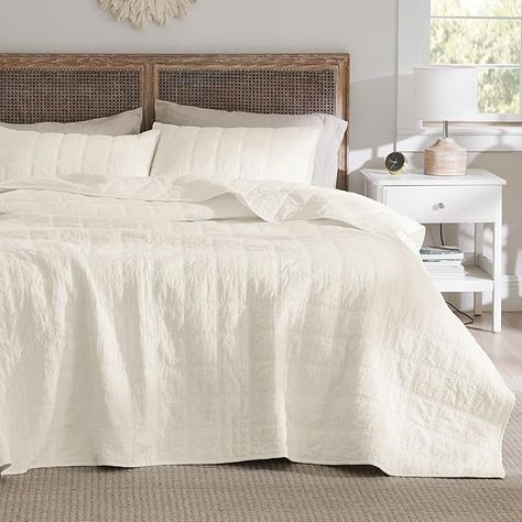 White quilt bedding