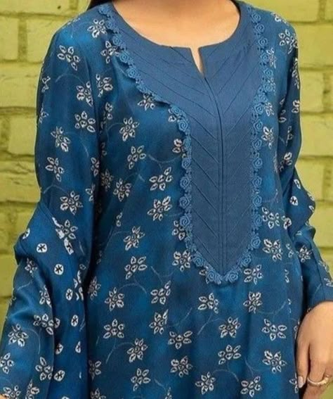 Galay K Design, Pakistani Neck Design, Loops Neck Design, Beautiful Neck Designs, Neck Design With Lace, Latest Neck Design, Shawl Embroidery, Neck Design For Kurti, Design For Kurti