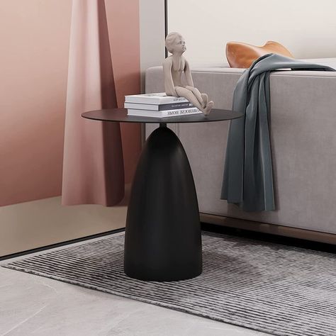 Black Side Tables, Black Metal Coffee Table, Round Metal Side Table, Round Metal Coffee Table, Side Table Black, Magazine Table, Chic Sofa, Lounge Ideas, Modern Bedside