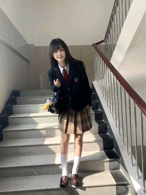 Korean Uniform School, Japan School Uniform, Japanese Uniform, School Uniform Fashion, School Uniform Outfits, Fits Aesthetic, School Dress, Japanese School, School Clothes