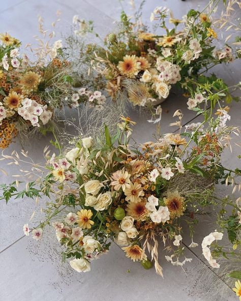 September Blooming Flowers, Whimsical Garden Wedding Florals, Late September Wedding Flowers, September Floral Arrangements, September Flower Arrangements, September Wedding Florals, September Florals, Fall Floral Arrangements Wedding, Wedding Table Centerpieces Flowers