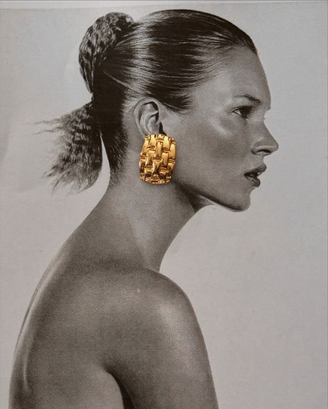 Statement earring summer 💛 Statement Aesthetic, Earring Aesthetic, Gold Gallery, Earrings Aesthetic, Statement Earring, Rose Jewelry, Classy Jewelry, June 17, Big Earrings