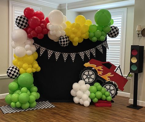 Monster Truck Party Backdrop, Monster Truck Centerpieces Ideas, Monster Truck Birthday Party Ideas Decoration, Monster Truck Theme Birthday Party, Monster Jam Birthday Party, Monster Truck Birthday Party, Monster Jam Birthday, Monster Jam Party, Truck Theme Birthday