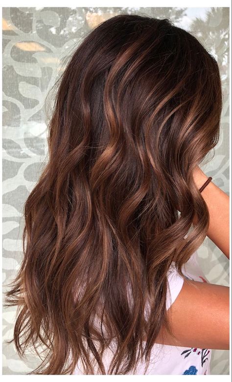 Maple Brown Hair, Balayage Straight, Maple Brown, Brown Hair Inspo, Brunette Hair With Highlights, Dark Hair With Highlights, Hair Color Auburn, Brown Hair Balayage, Makijaż Smokey Eye