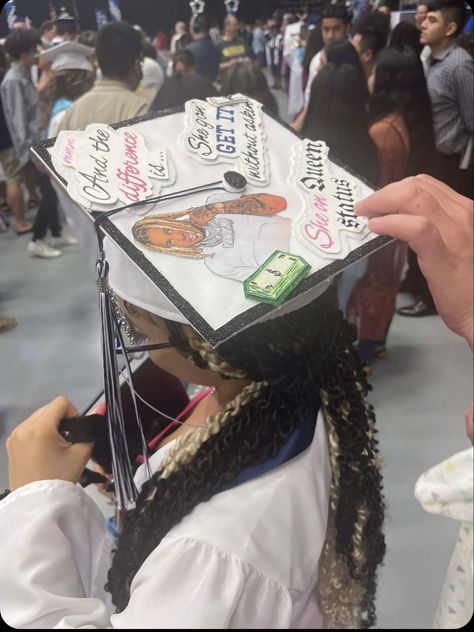 Lil Durk Graduation Cap, Grad Cap Ideas, College Graduation Cap Decoration, Cap Decoration, Cap Ideas, Decorating Diy, Graduation Cap Decoration, Cap Decorations, Lil Durk