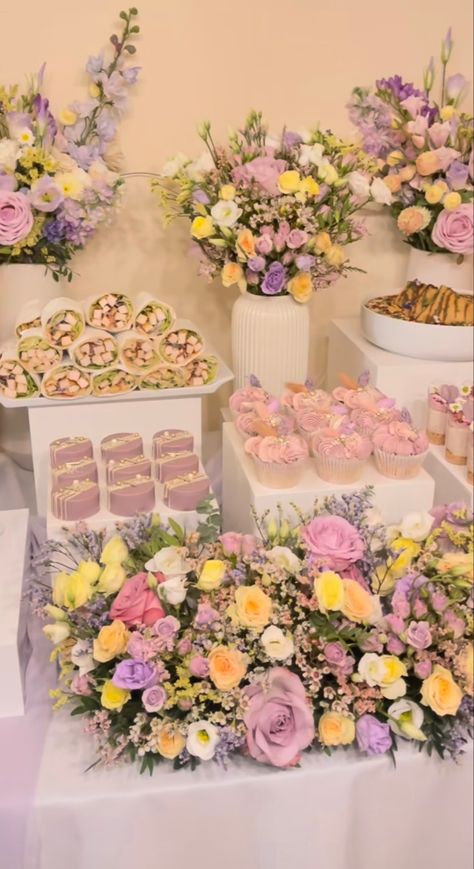 Floral Desserts Table, Bridgerton Buffet, Pastel Party Decorations Classy, Bruch Idea Birthday Decoration, Monet Themed Party, Bridgerton Dessert Table, Bridergton Party, Bridgerton Themed Party Decor, Bridgeton Baby Shower Theme