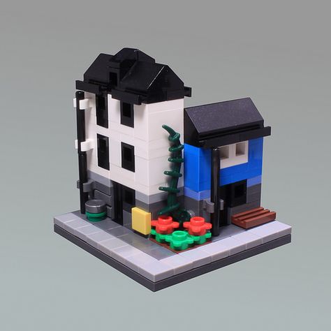 Lego Mini Modular Buildings, Small Residential Building, Lego Micropolis, Lego Christmas Village, Easy Lego Creations, Lego Advent Calendar, Lego Advent, Micro Lego, Lego Christmas