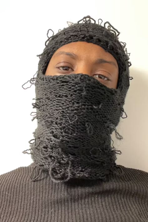 Knitted Balaclava, Melbourne Fashion, Pink Bottom, Green Bottom, Mens Outfit Inspiration, Fabric Accessories, Ski Mask, Textiles Fashion, Beautiful Crochet