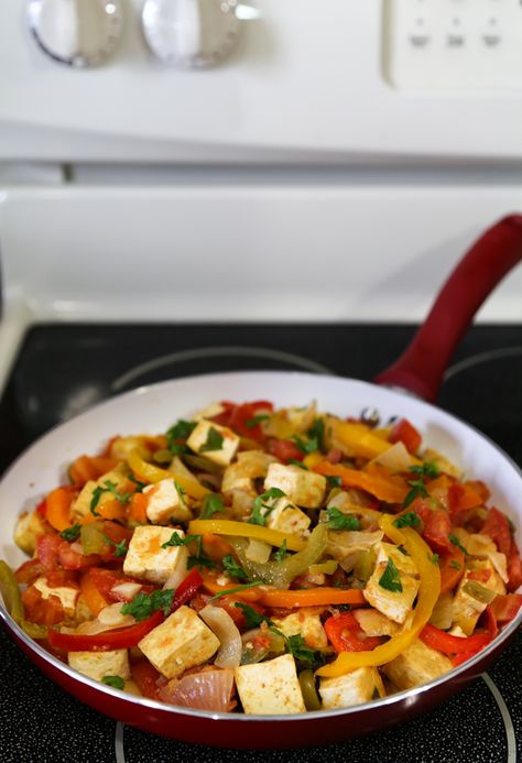 Summer Tofu Skillet with Tomatoes and Bell Peppers Tofu Skillet, Tofu And Tomato Recipe, Summer Tomato Recipe, Good Summer, Daniel Fast, Juicy Tomatoes, Garden Recipes, Tofu Recipes, Potato Dishes