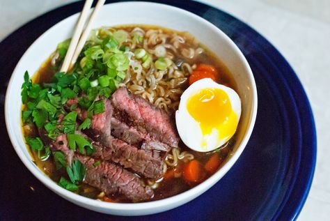 ©alialamode Beef Ramen Recipe, Beef Ramen Noodle Recipes, Ramen Noodle Recipes Soup, Ramen Soup Recipes, Beef Ramen, Japanese Beef, Homemade Ramen, Ramen Noodle Soup, Ramen Noodle Recipes