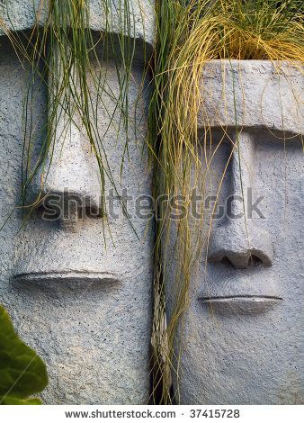 Easter Island Moai, Easter Island Statues, Easter Island Heads, Tiki Statues, Tiki Art, Organic Mulch, Sculpture Wood, Head Planters, Planter Ideas