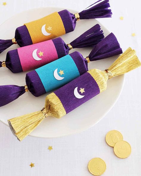 Eid Party Crackers | Martha Stewart Afterschool Crafts, Paper Crackers, Ramzan Eid, Eid Activities, Eid Fitr, Decoraciones Ramadan, Eid Hampers, Islamic Photo, Ramadan 2022