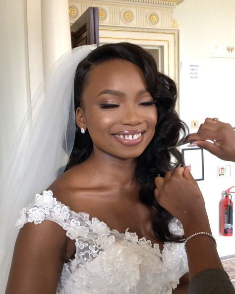 884 Likes, 9 Comments - Lake Sanu (@lakesanu) on Instagram: “Soft & Elegant - Lake Sanu Bridal ✨ Absolutely fresh on the skin with a shuttle frosty eye👑…” Wedding Hairstyle, The Skin, Wedding Makeup, Lace Wedding, Wedding Hairstyles, Wedding Dresses Lace, Lake, Wedding Dress, Skin