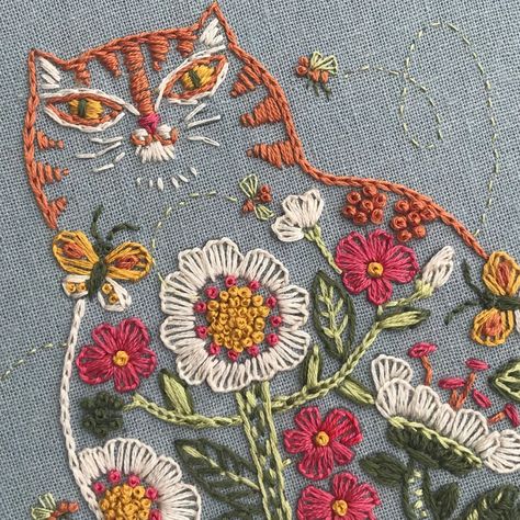 Cat Embroidery Pattern, Embroidery Boho, Cat Embroidery, Hand Embroidery Kit, Ginger Cat, Fabric Printing, Ginger Cats, Embroidery Fabric, Embroidery Kit