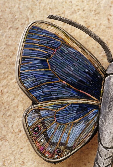 Polymer Clay Embroidery, Micro Mosaic Jewelry, Metal Clay Jewelry, Polymer Clay Animals, Insect Art, Micro Mosaic, Beaded Jewelry Designs, Polymer Jewelry, Hive Mind