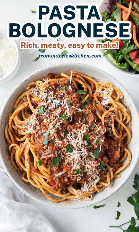 This thick, richly flavored Bolognese sauce is easy to make for a delicious Italian meal at home. A bowl full of hearty Pasta Bolognese is the ultimate comfort food! Italian Cuisine Recipe, Pasta Bolognese, Bolognese Recipe, Bolognese Sauce, Pasta Dinners, Big Baby, Fish And Meat, Italian Pasta, Ultimate Comfort Food