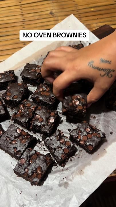 Easy Brownies No Oven! #fyp #trending #easyrecipe #nooven #brownies | Brownies Recipes | TikTok No Oven Brownies, Easy Brownies, Brownies Recipes, Recipes Tiktok, Brownie Mix, Brownie Recipes, Brownies, Oven, Easy Meals